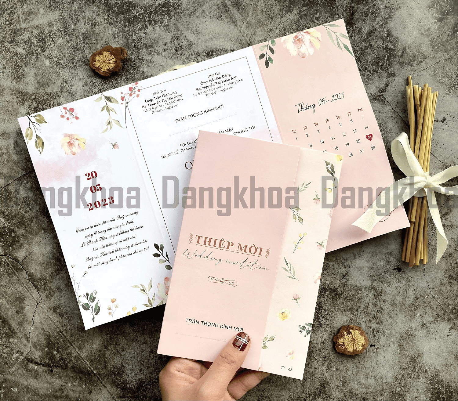 Bao-Gia-in-Thiep-Cuoi-Ha-Noi-Tham-Khao
